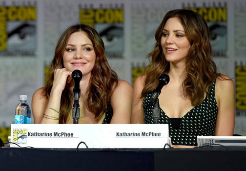 Katharine Mcphees Comic Con-3