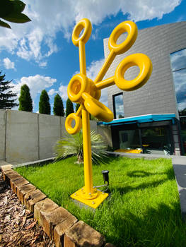 garden sculpture