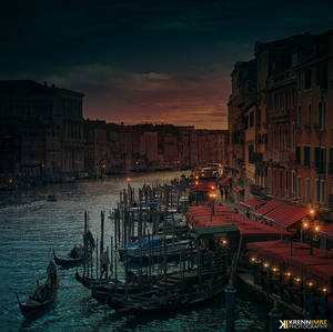 Canal Grande at night