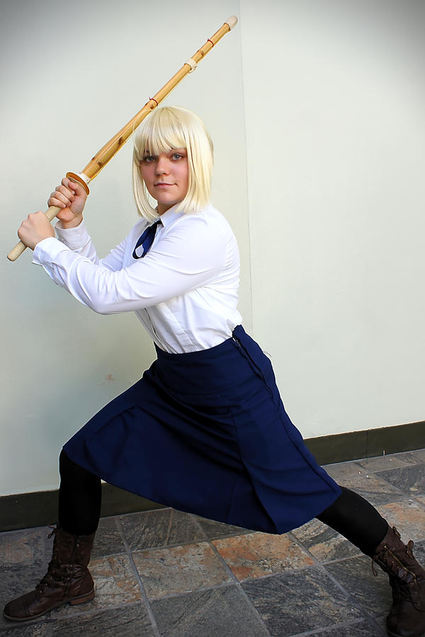 Saber Cosplay: Ready to fight?