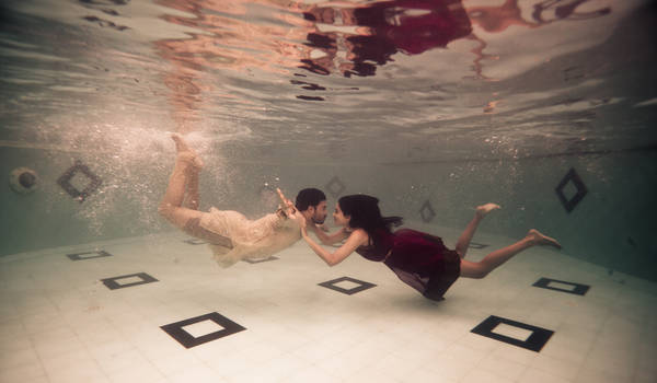 underwater wedding