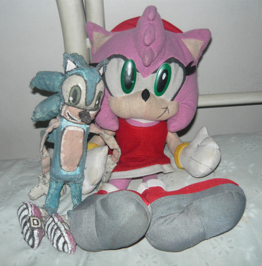 Our Homemade Sonic Doll And Plush toy Amy Together by KambalPinoy on DeviantArt Our Homemade Sonic Doll And Plush toy Amy Together by KambalPinoy on DeviantArt