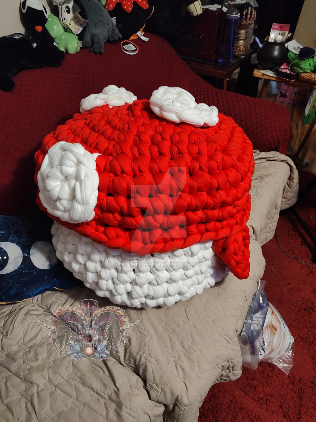 Commission: Jumbo Mushroom Storage Footstool