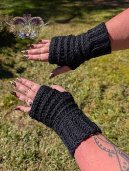 Fingerless Gloves