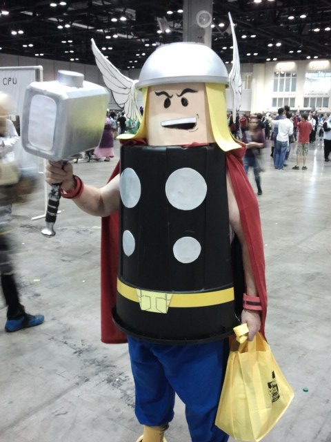 Megacon 2014: Lego Thor Cosplay