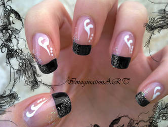 BlackEWhite Nail ART