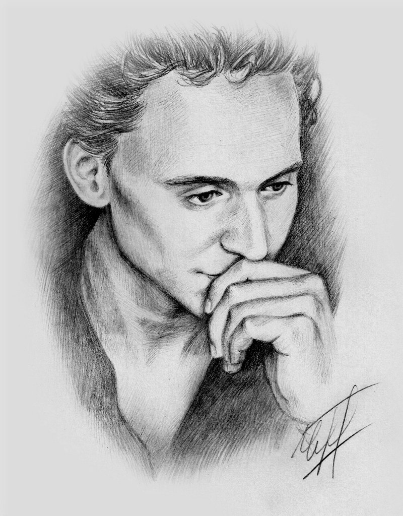 Tom Hiddleston