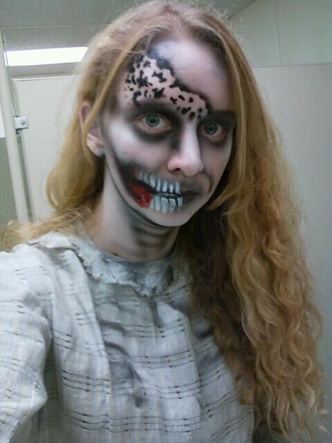 Fright Fest Airbrushed Zombie