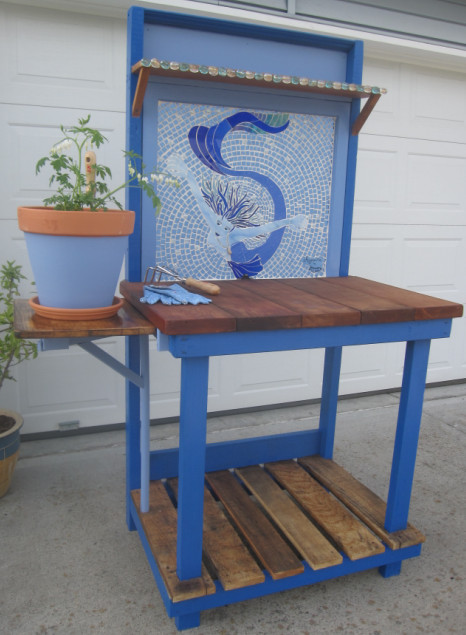 Aquarella Mosaic Potting Bench