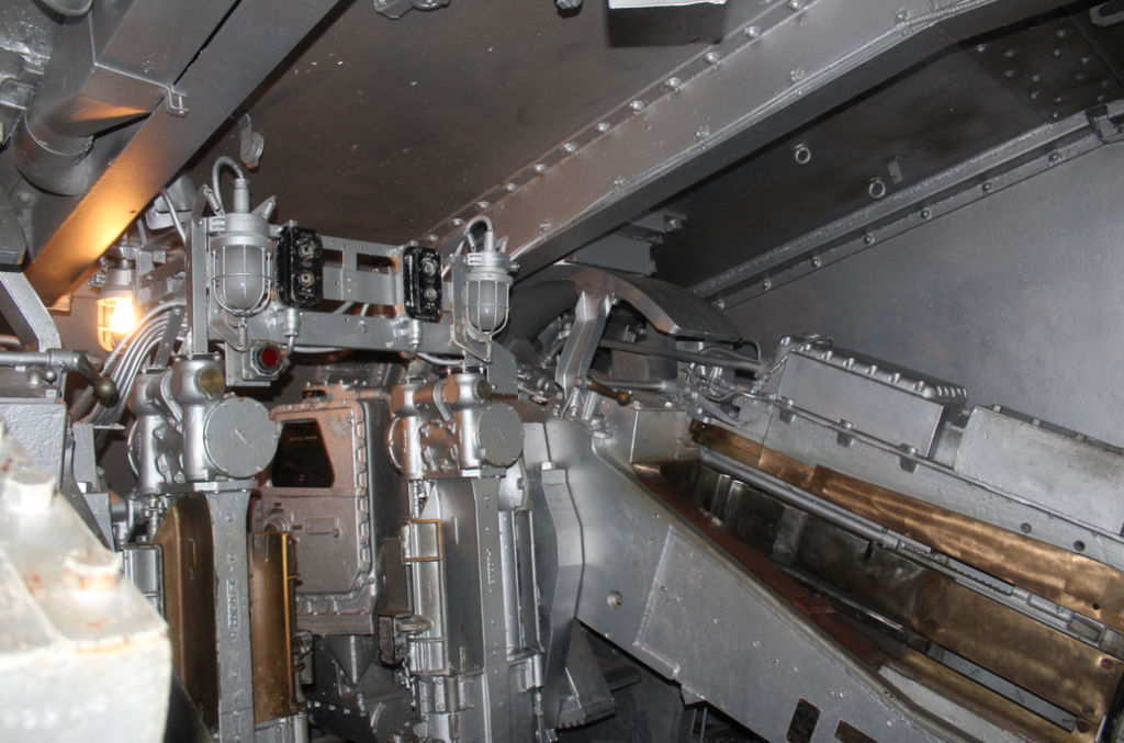 Inside One Of The ship's smaller turrets by Funguystudios on DeviantArt