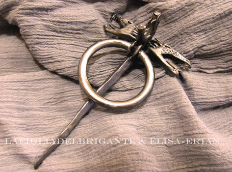 Daenerys-Viserys Brooch