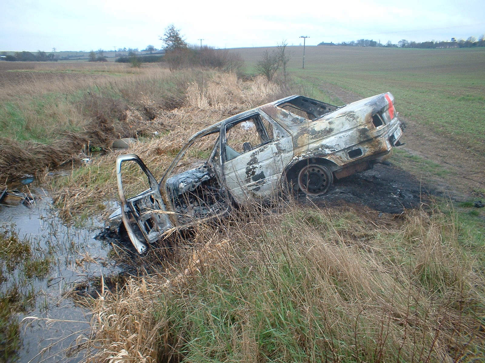 Burnt Out Car 02