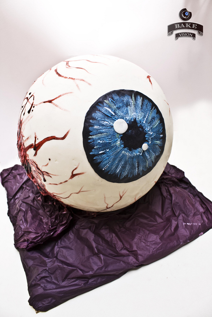 Eyeball Cake