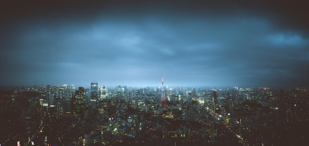 Tokyo Skyline by rawimage