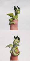 Green 'Thumb' Dragon