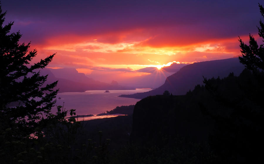 Columbia Gorge Sunrise