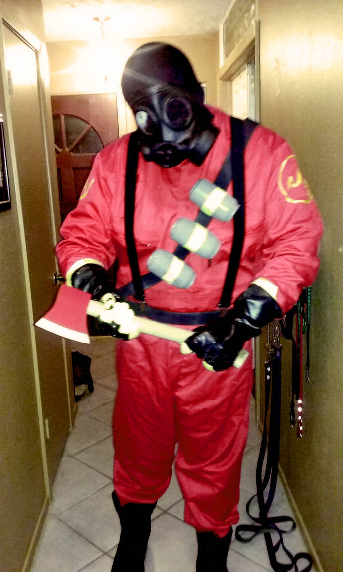 My TF2 Pyro Costume by ErichGrooms3 on DeviantArt