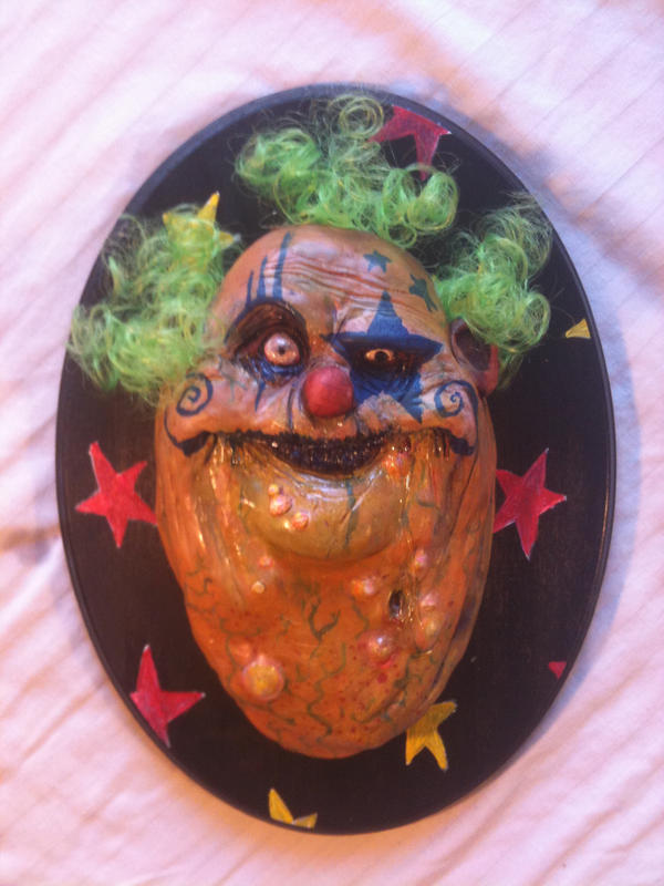 green hair creepy clown plaque