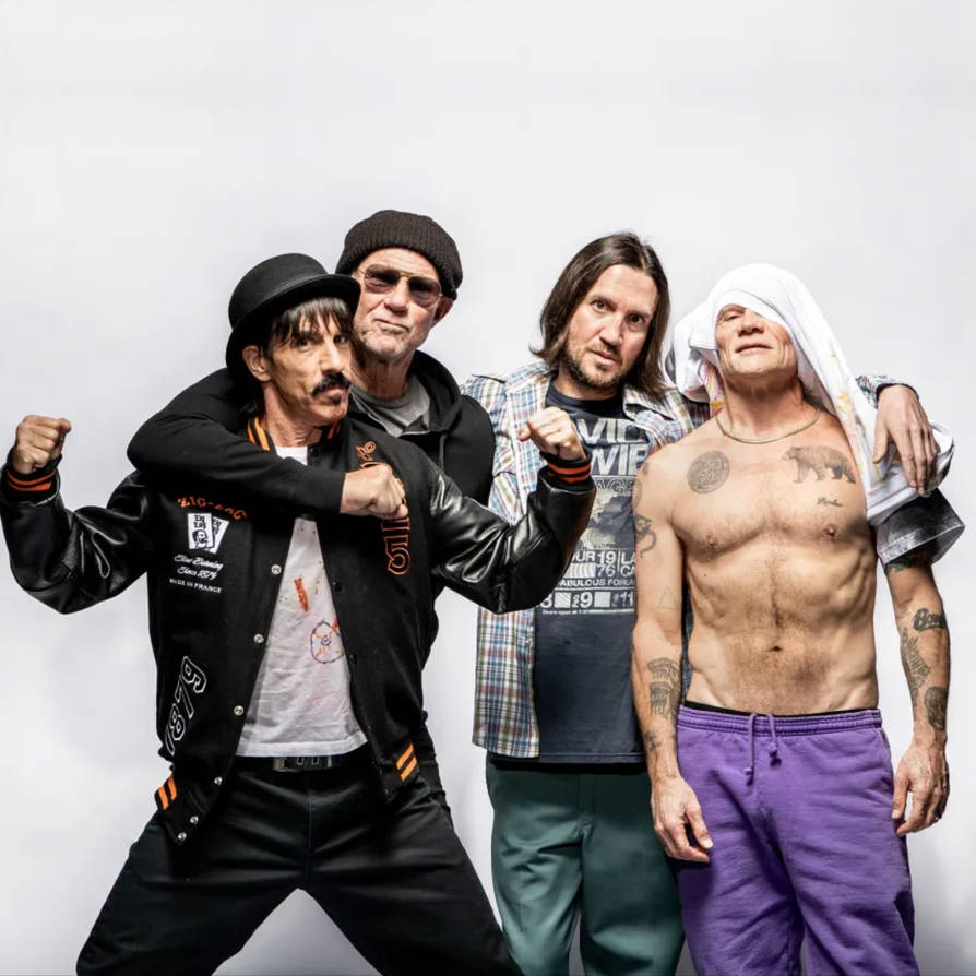 Chili peppers mp3. Группа Red hot Chili Peppers 2022. Группа Red hot Chili Peppers сейчас. Ред хот Чили Пепперс 2023. Red hot Chili Peppers Фли 2023.