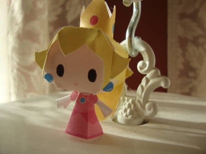 Peach Chibi Papercraft