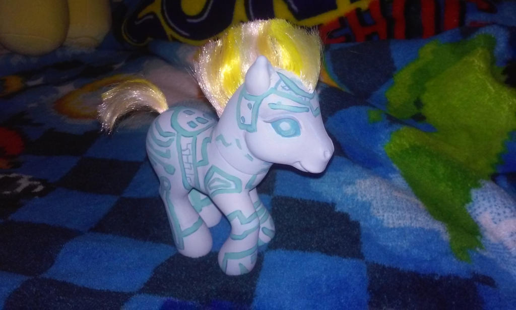 Mlp Tron Deviantart Tron Pony Custom by SaphireCharge on DeviantArt