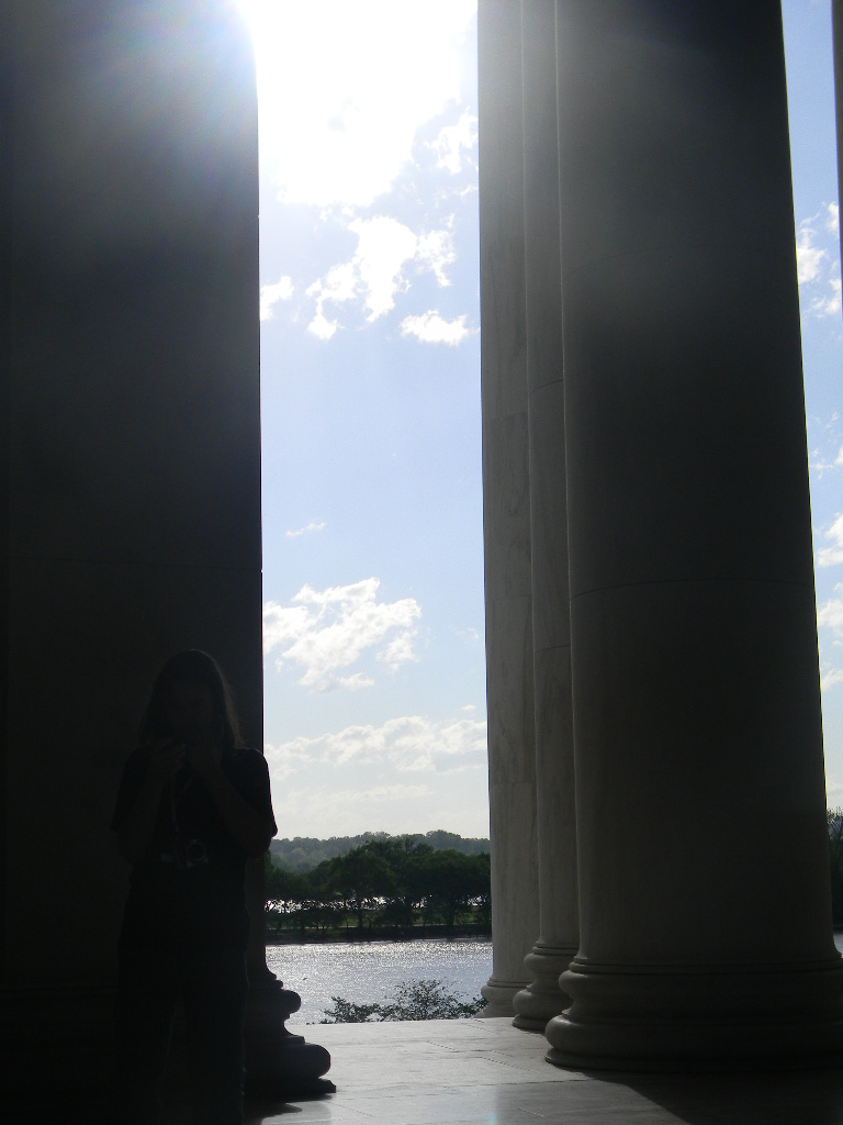 Through the Collumns of The Jefferson Memorial