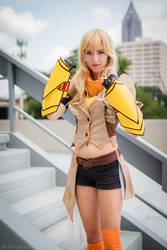 Rooftop Standoff (Yang Xiao Long RWBY Cosplay)