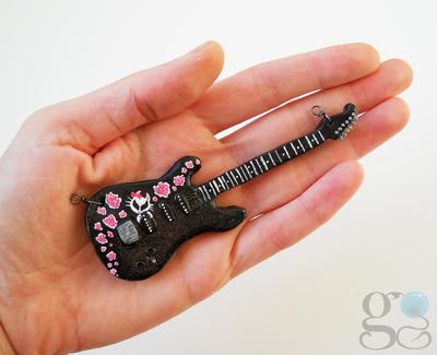 Another cute guitar