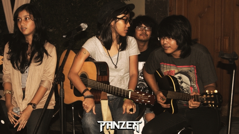 Panzer Live Accoustic 006