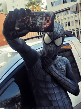 Into The Spider-Verse - Armored Spider Selfie!