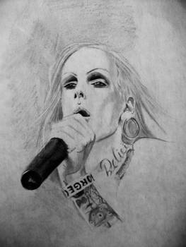 Jeffree Star Singing.