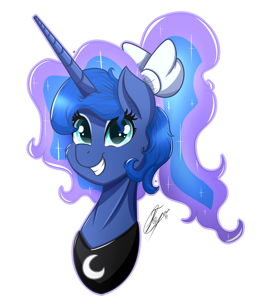 Luna Ponytail
