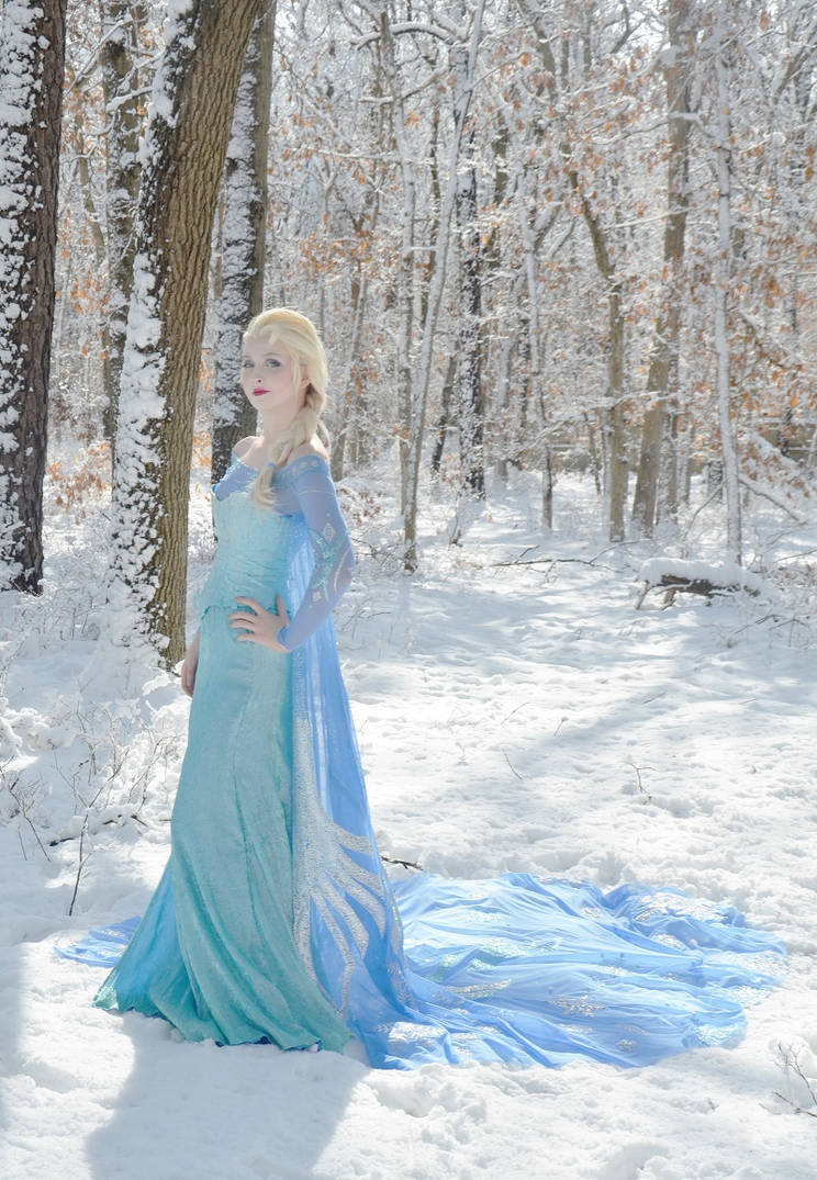 Elsa The Snow Queen II By AngelaClaytonCosplay On DeviantArt elsa-the-snow-queen-ii-by-angelaclaytoncosplay-on-deviantart