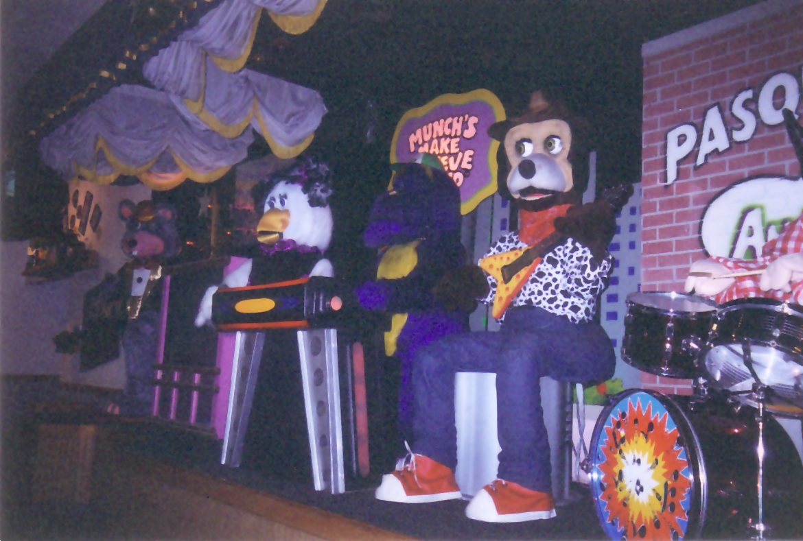 Chuck E. Cheese's band