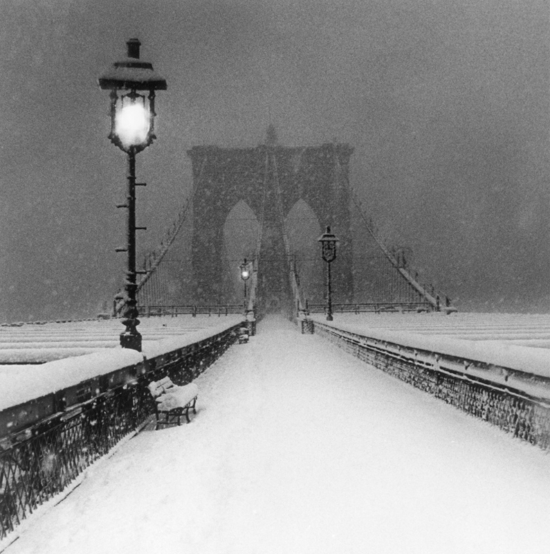 Brooklyn Bridge,dark December