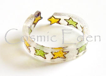 Green and yellow stars ring