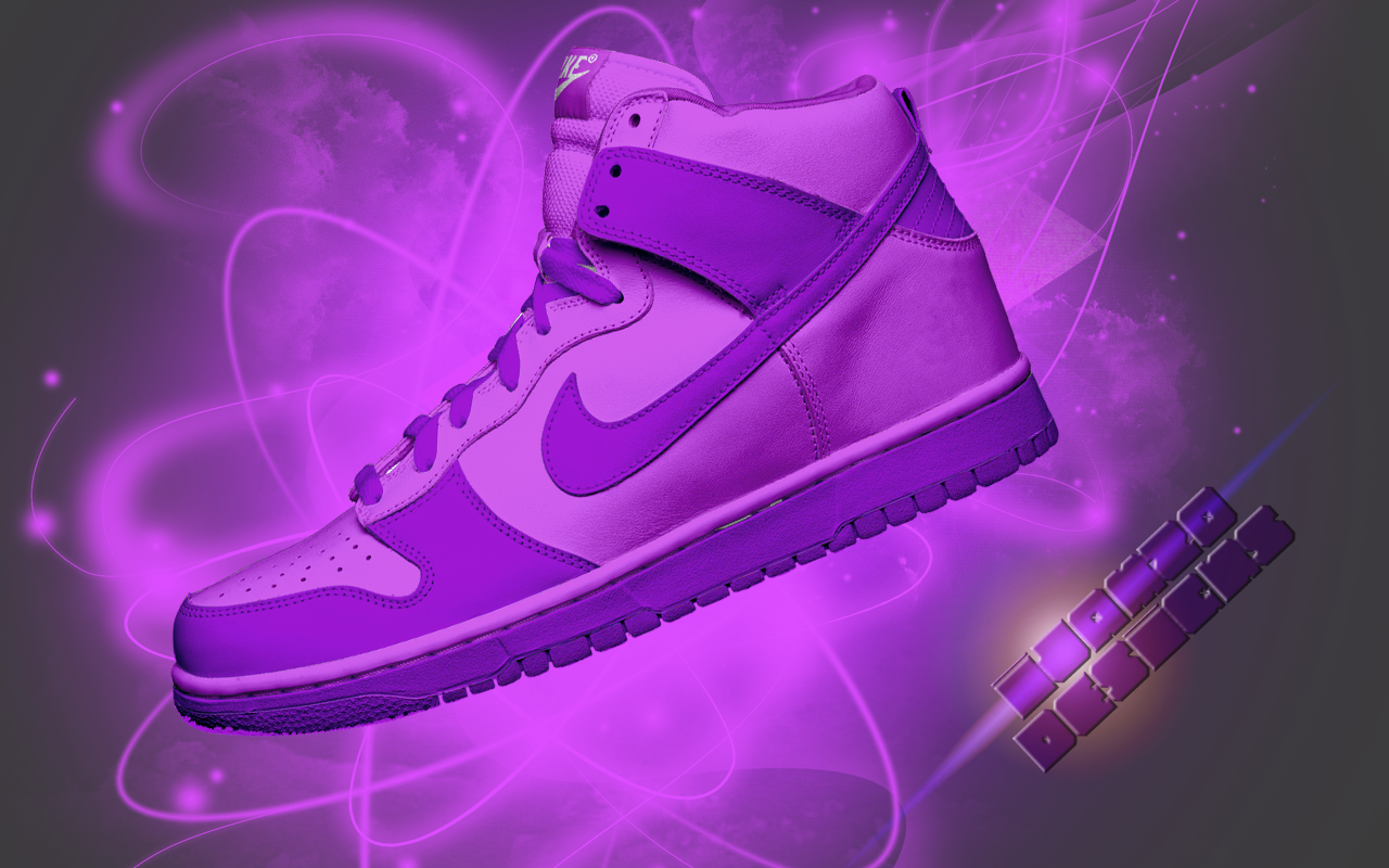 Neon purple top nike shoes