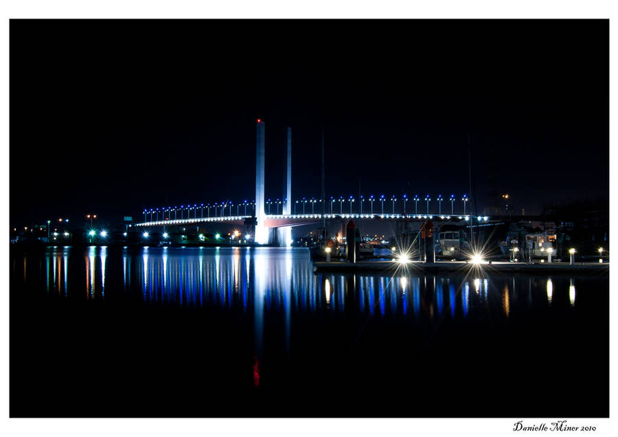 Night: Bolte Bridge by daniellepowell82