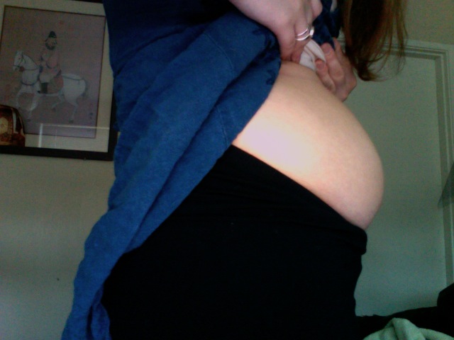 Baby belly week 10