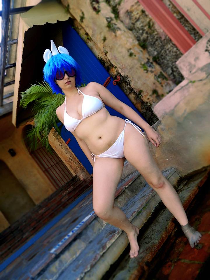 (MLP)Vinyl Scratch's Bikini Look