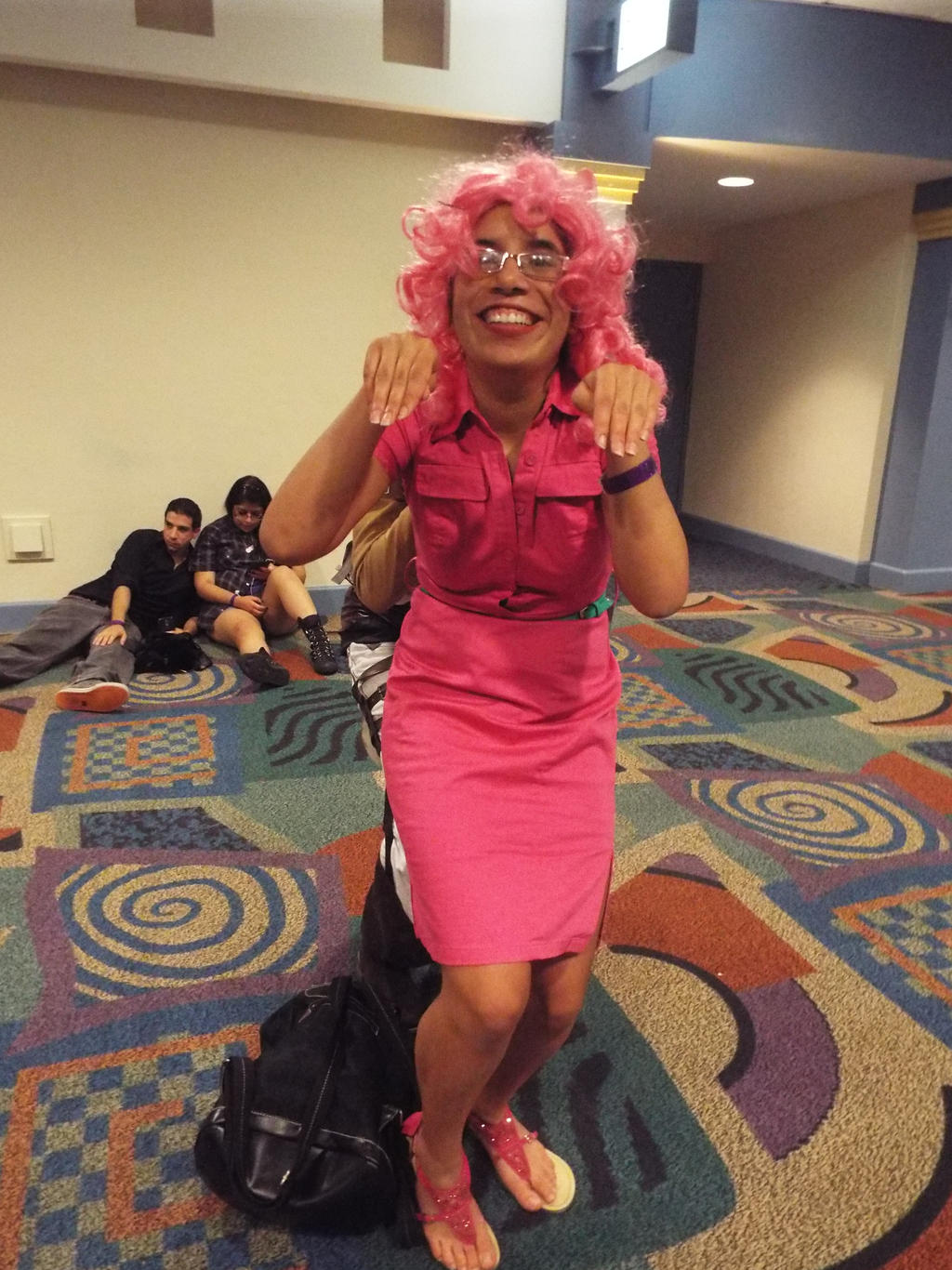 (MLP)Pinkie Pie Cosplayer at Supercon 2014