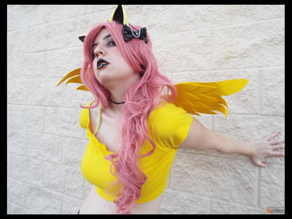 (MLP) Gothic Fluttershy Cosplay