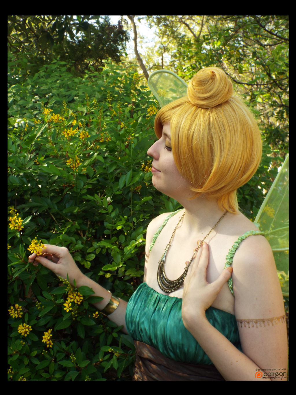 Tinkerbell in the Flower Field (Cosplay)