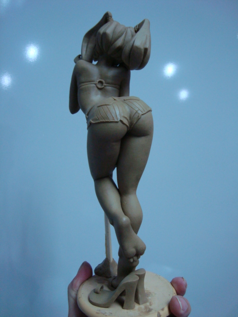 Yenny's Statue Back