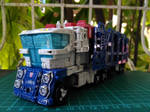 Transformers SIEGE Ultra Magnus Vehicle Mode