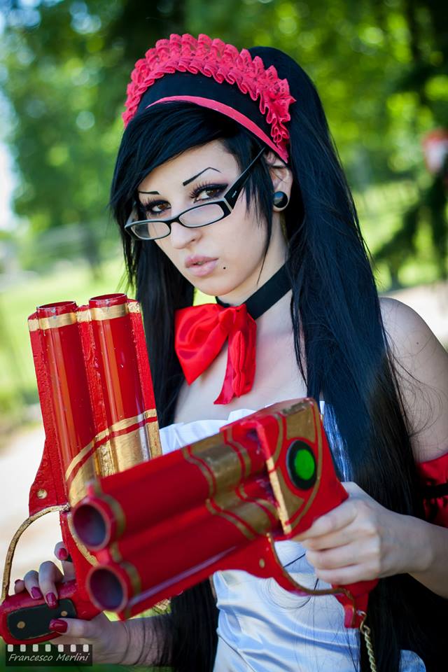 Bayonetta Maid Version