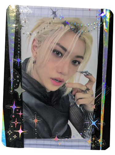 ahhh this photoshooting ! great look ! (sadly this is just a lomo card)