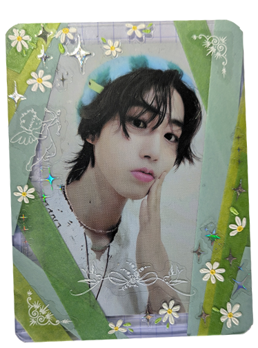 i wanted to match the stickers to his cute hat !! (sadly this is just a lomo card)