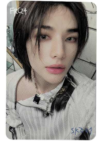 i paid 15 dollar for this which is WAY too much since it is a normal album photocard ; but it is such a pretty card, i really wanted it