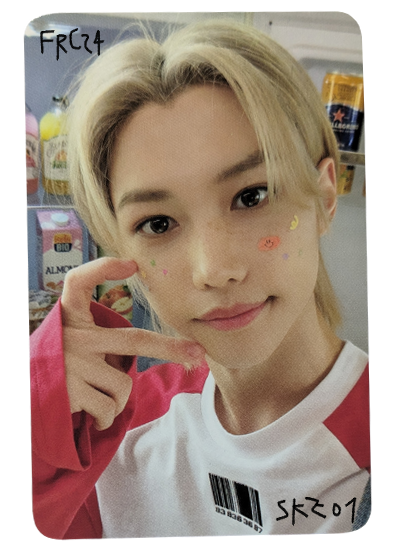 first photocard you can see when opening up my main collecting album ; super cute